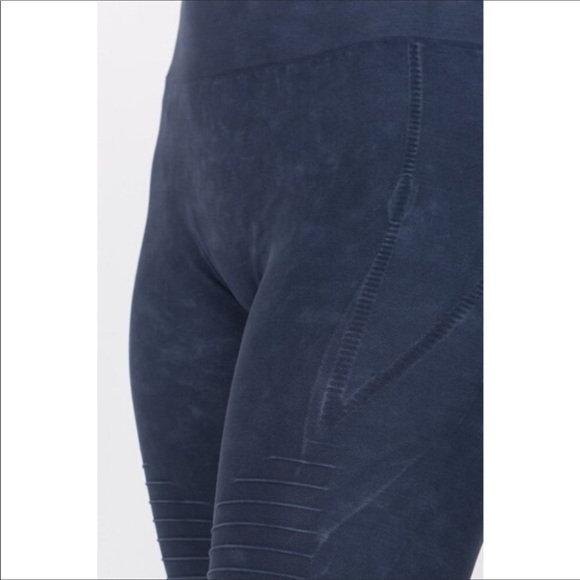 NWT MID RISE STRETCHY LEGGINGS VINTAGE WASH - Picture 4 of 4